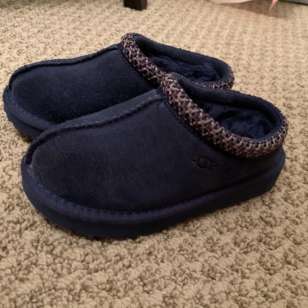 UGG Kids Size 11 - Slippers, Blue